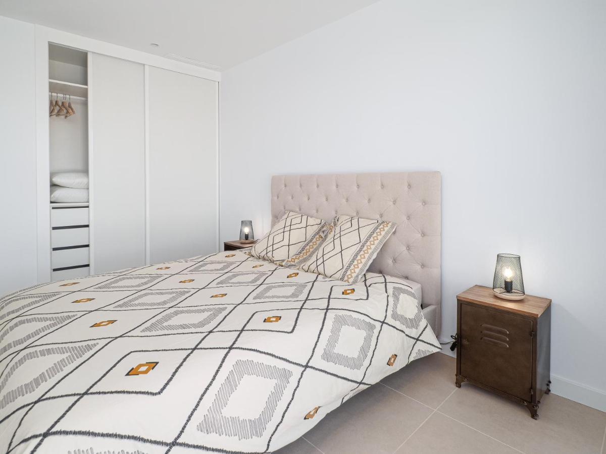 Villa Moderne Proche De La Mer 마닐바 외부 사진